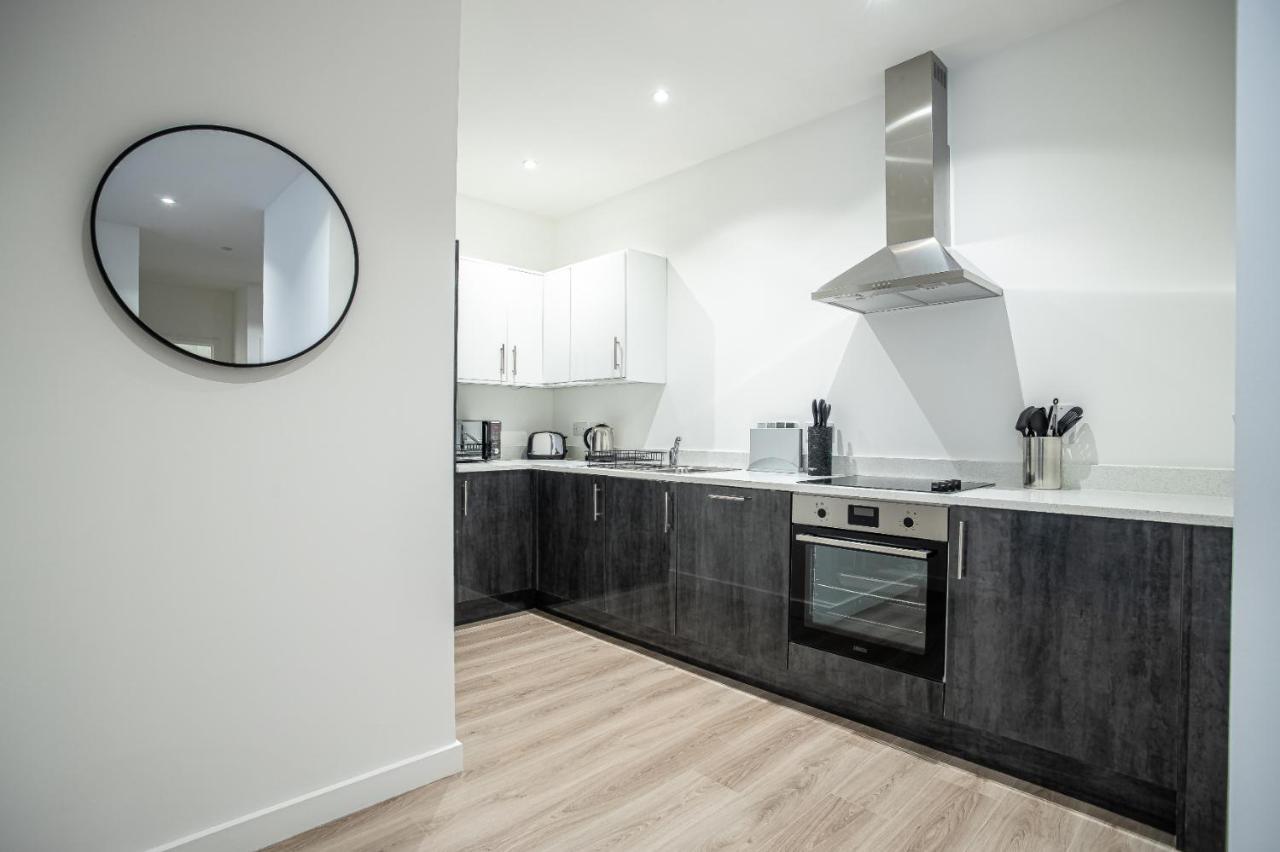 Luxe Apartments - Heart Of Peterborough - Free Parking-Gym-Cinema Exterior photo